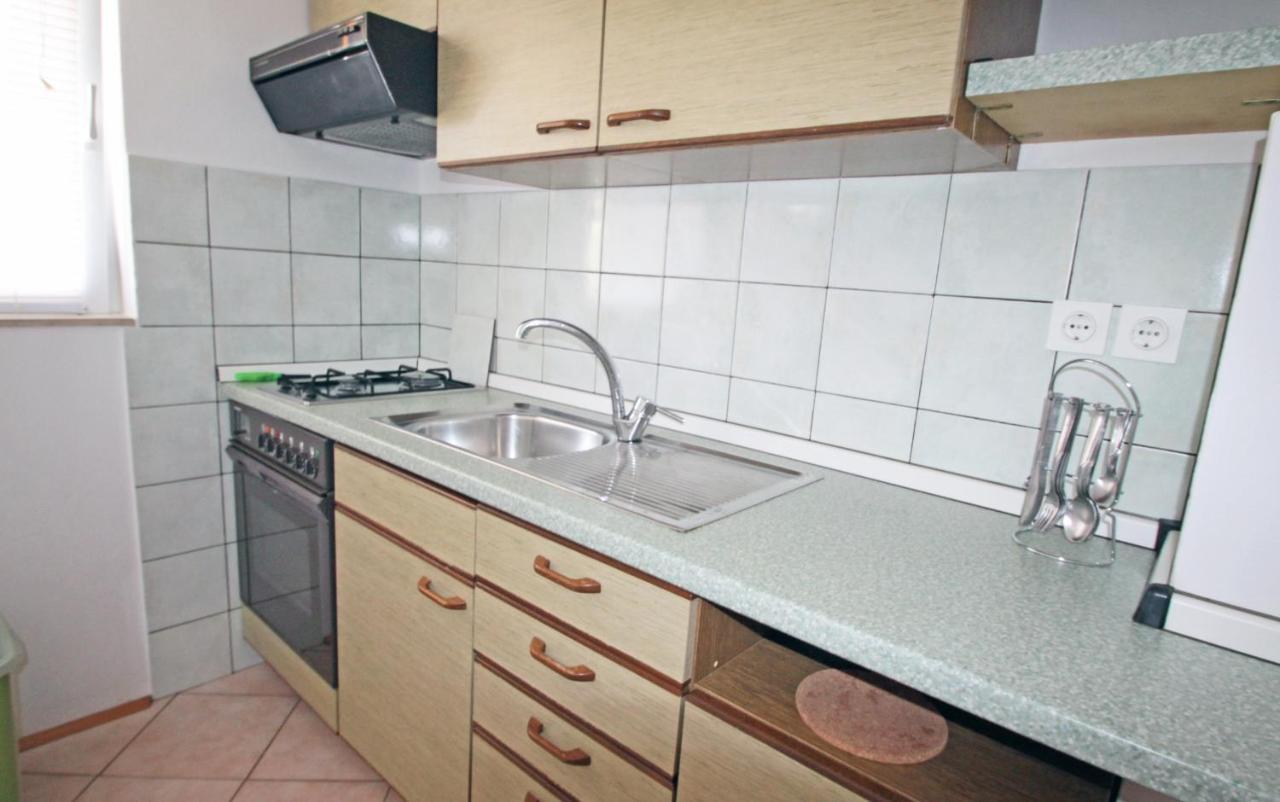 Apartments By The Sea Vinjerac, Zadar - 5824 외부 사진